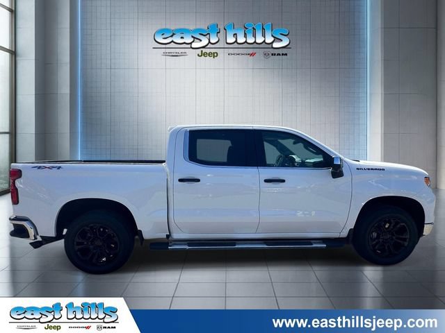 Used 2023 Chevrolet Silverado 1500 LTZ w/ LTZ Convenience Package II AWD/4WD image 2