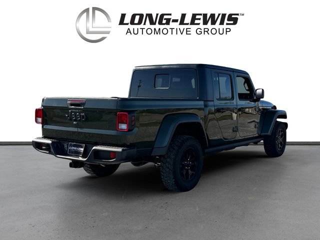 Used 2023 Jeep Gladiator Willys image 5