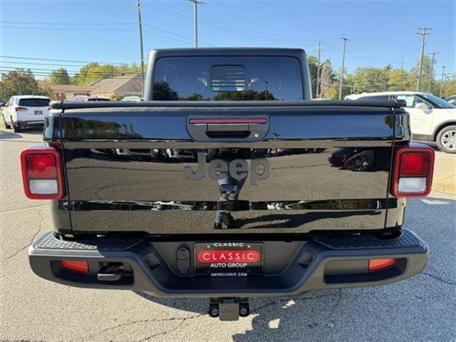Used 2024 Jeep Gladiator Sport image 5