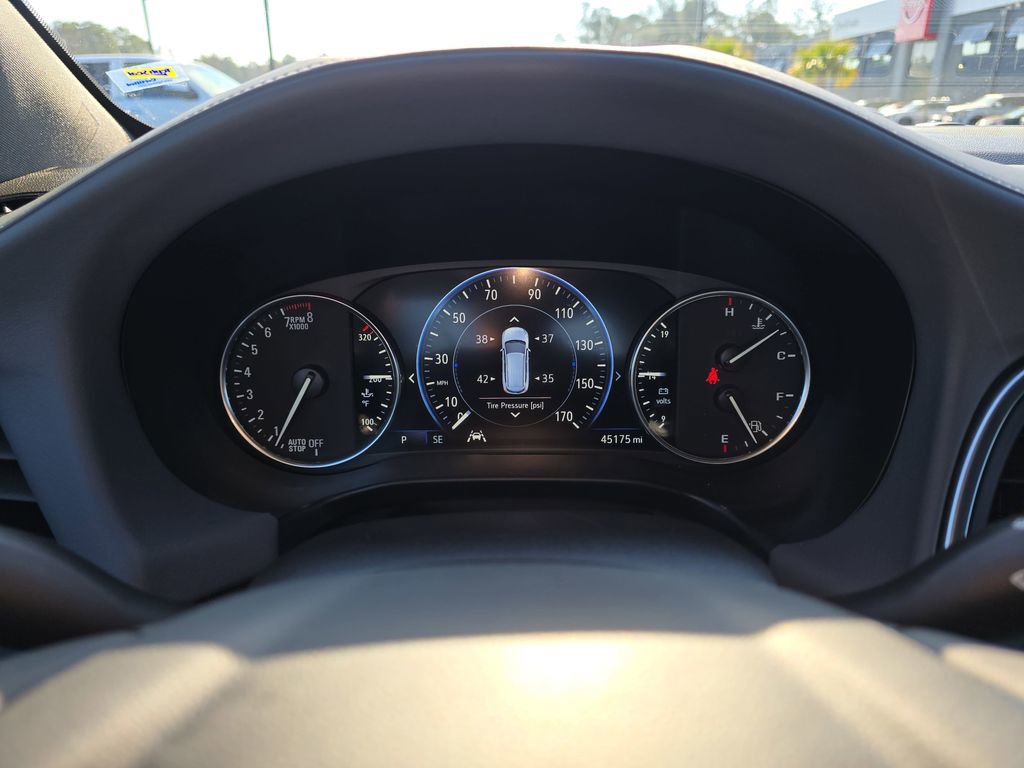Used 2024 Buick Enclave Premium image 24