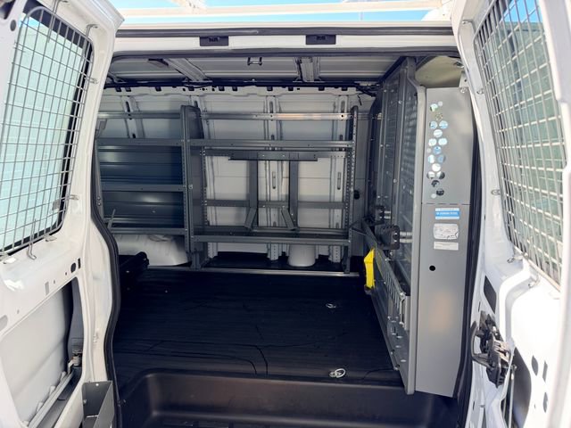 Used 2015 Chevrolet Express 2500 image 12