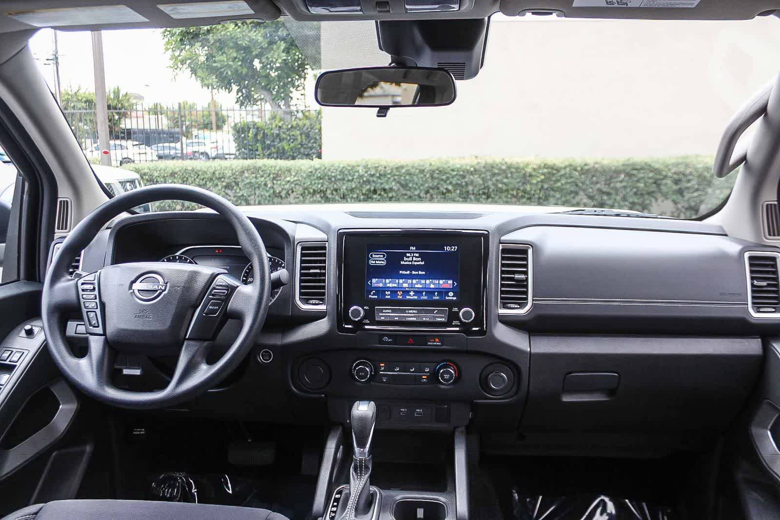 Used 2024 Nissan Frontier SV RWD image 16