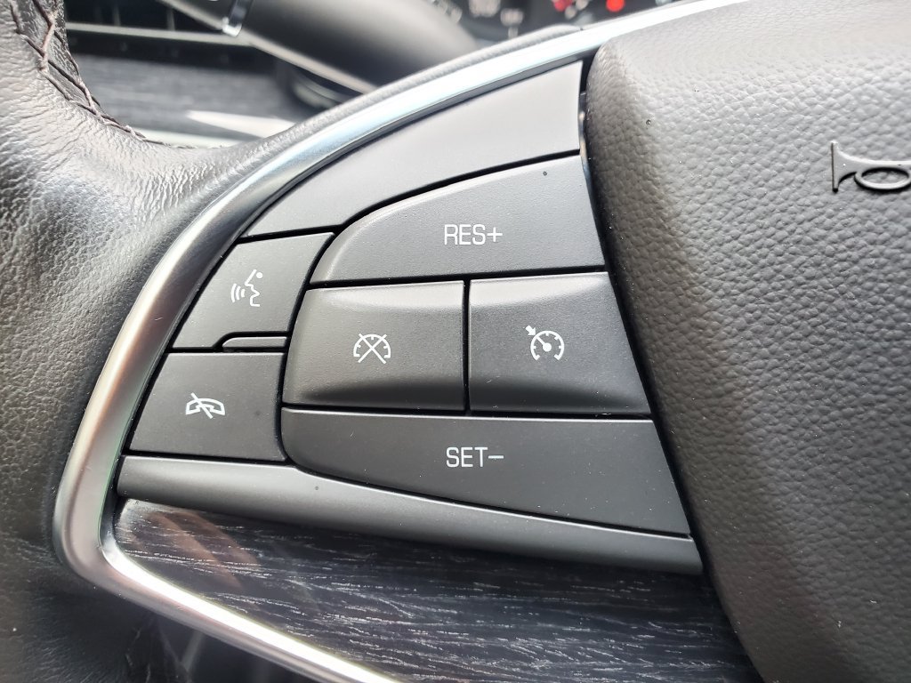 Certified 2023 Cadillac XT5 Premium Luxury w/ LPO, Floor Liner Package AWD/4WD image 24