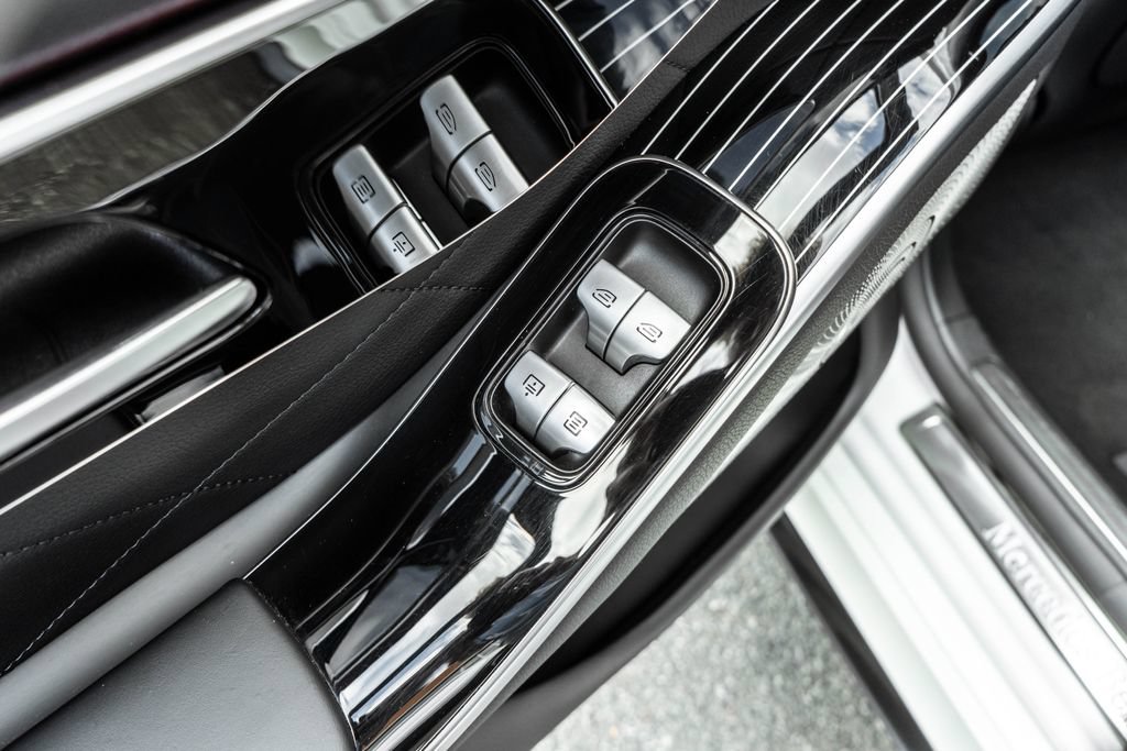 Used 2021 Mercedes-Benz S 580 4MATIC Sedan w/ AMG Line image 26