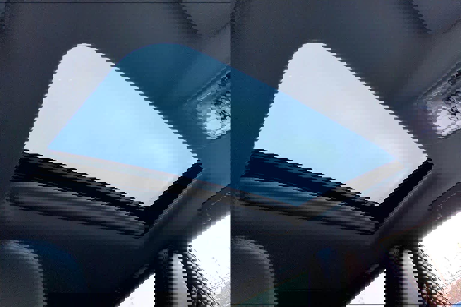 Used 2018 Toyota Highlander XLE image 14