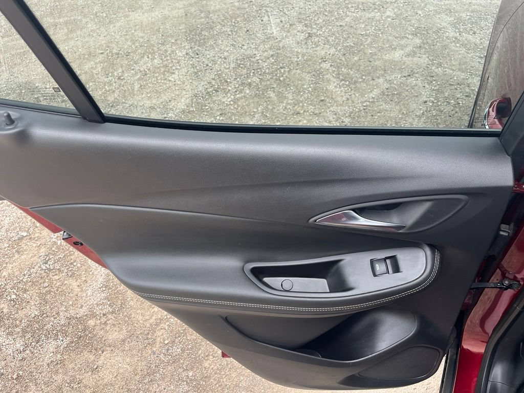 Used 2024 Buick Encore GX Preferred FWD image 23