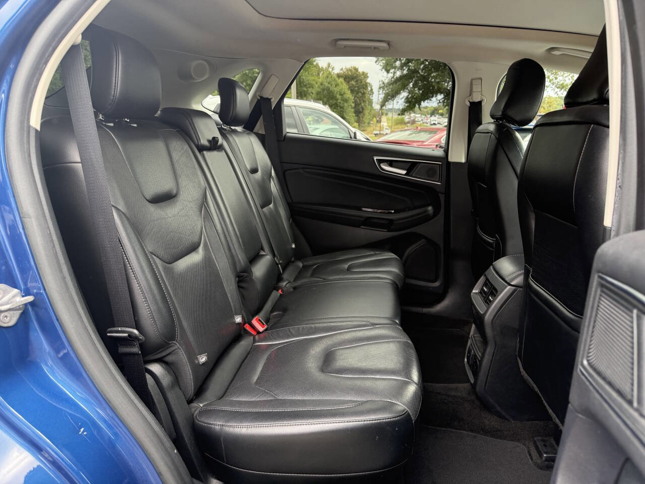 Used 2020 Ford Edge Titanium w/ Equipment Group 301A image 16