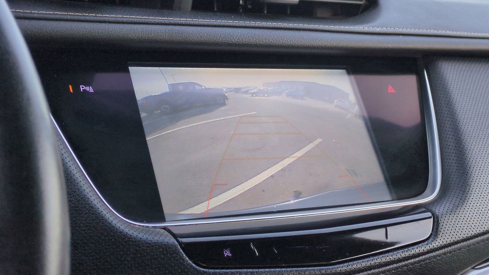 Used 2019 Cadillac XT5 FWD image 29