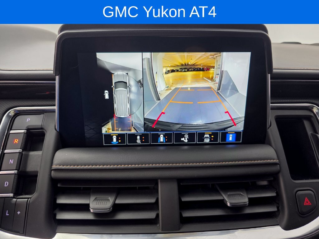 Used 2023 GMC Yukon AT4 w/ Technology Package AWD/4WD image 23