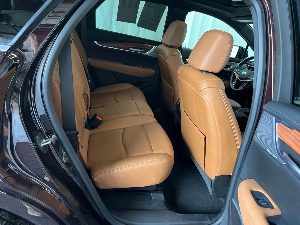 Used 2021 Cadillac XT5 Premium Luxury AWD/4WD image 25