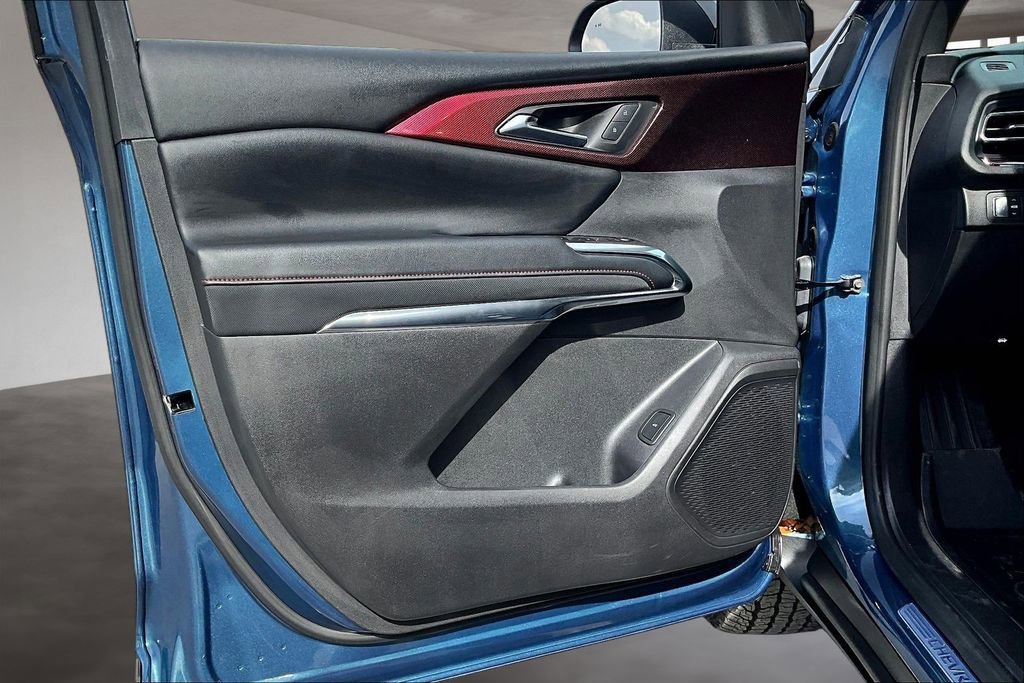 Used 2026 Chevrolet Traverse Z71 w/ Driver Confidence Package image 19