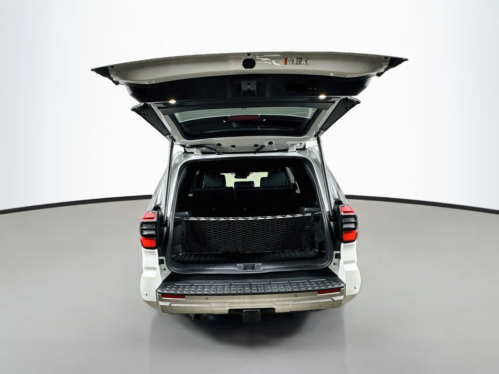 Used 2025 Toyota 4Runner Limited AWD/4WD image 35