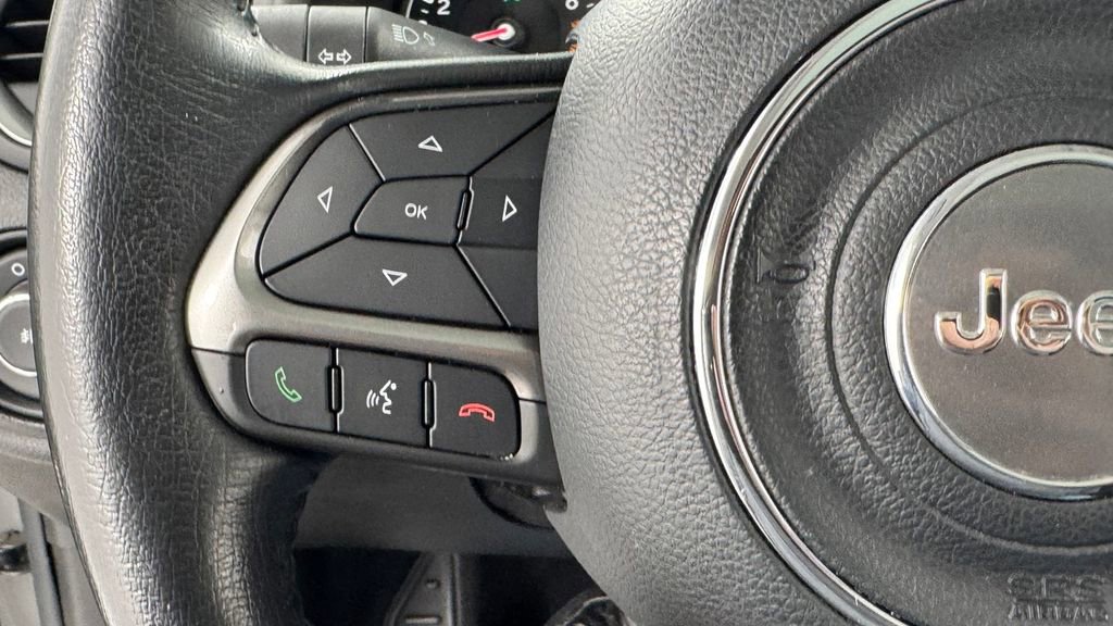 Used 2021 Jeep Renegade Limited w/ Sun & Sound Group AWD/4WD image 21