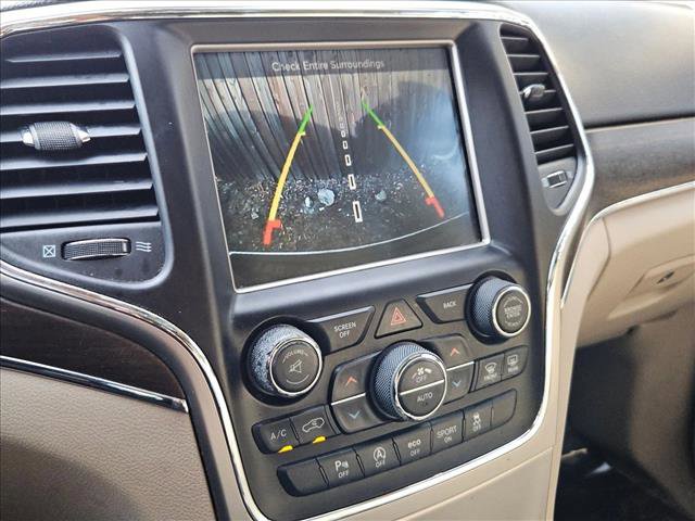 Used 2016 Jeep Grand Cherokee Limited w/ Luxury Group II image 14