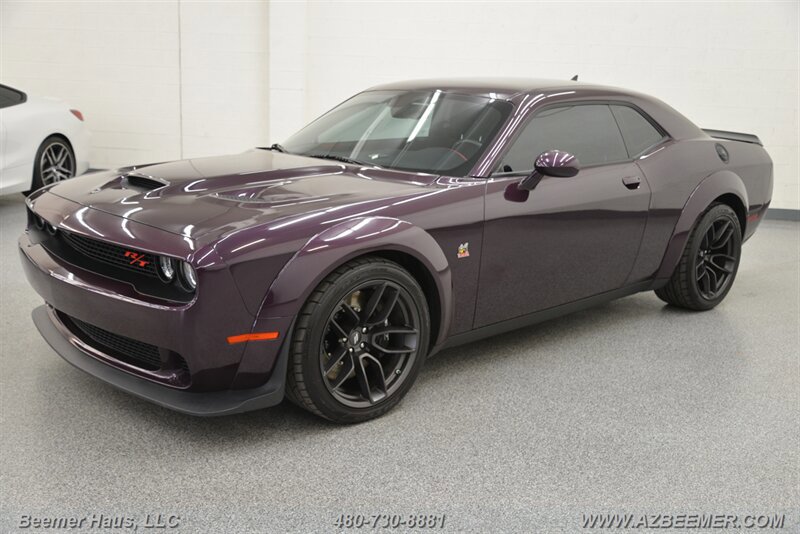 Used 2022 Dodge Challenger R/T Scat Pack RWD image 3