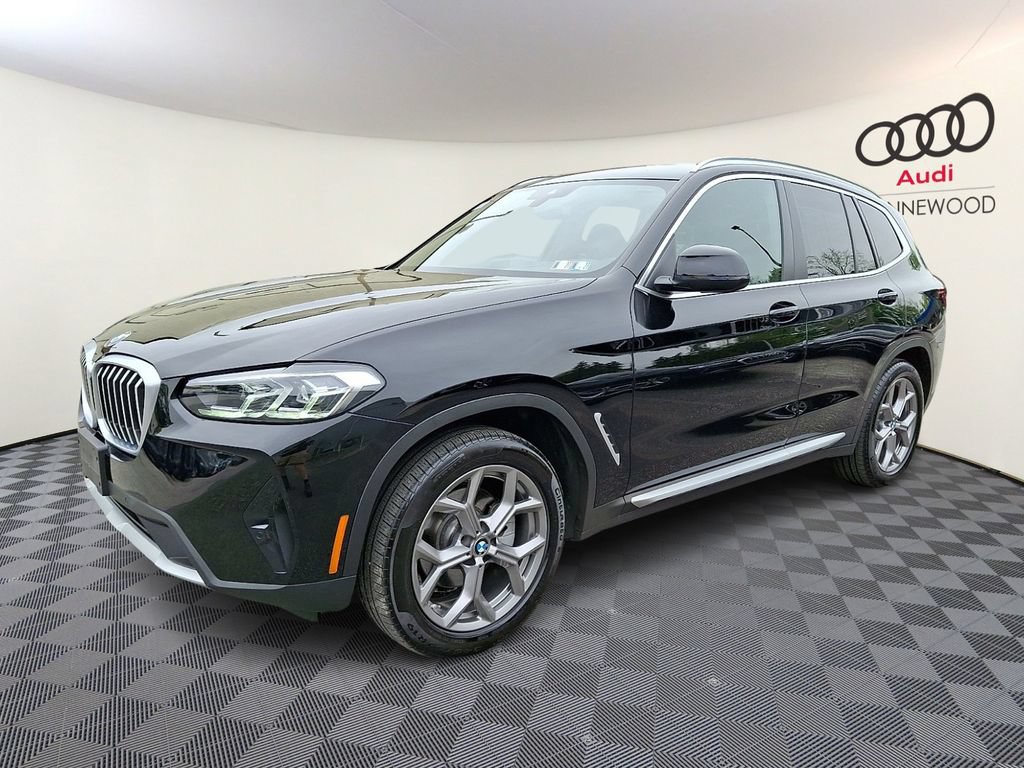 Used 2023 BMW X3 xDrive30i w/ Premium Package AWD/4WD image 3