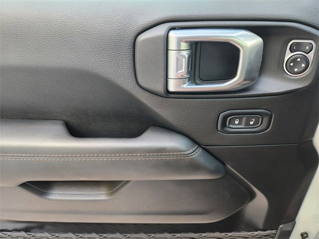 Used 2021 Jeep Wrangler Unlimited Rubicon w/ Trailer Tow Package image 30