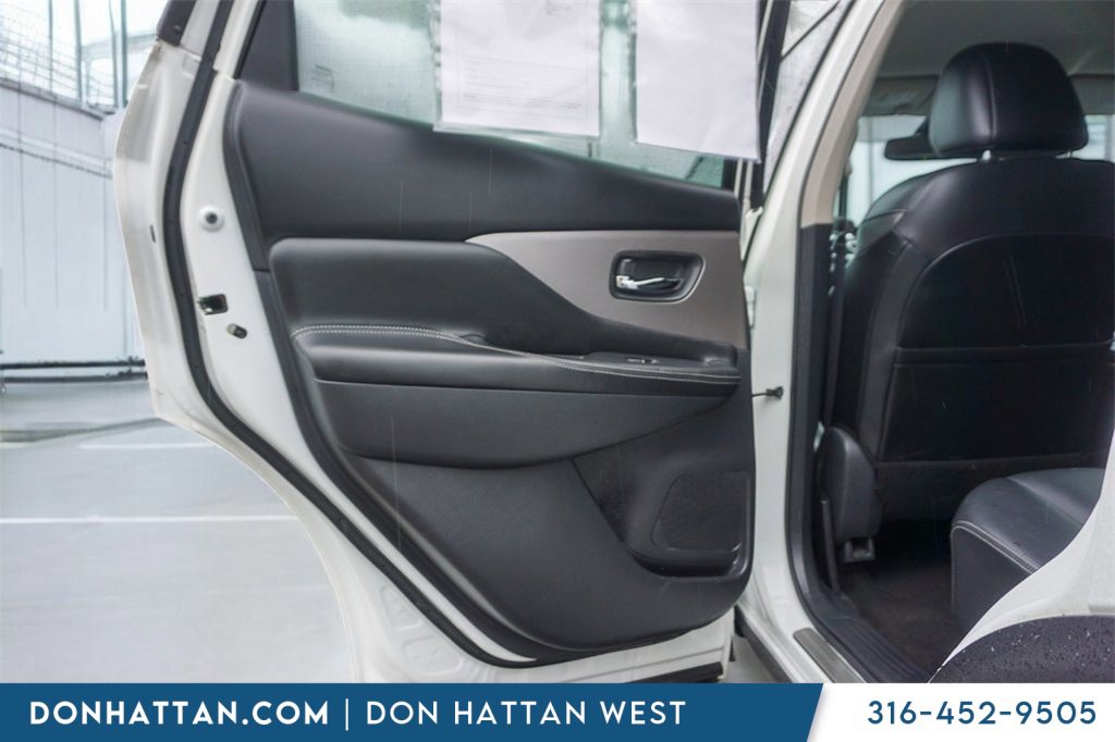 Used 2023 Nissan Murano SL image 21