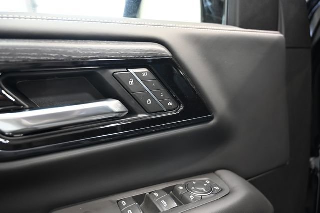New 2026 GMC Yukon AT4 Ultimate w/ LPO, Floor Liner Package image 33
