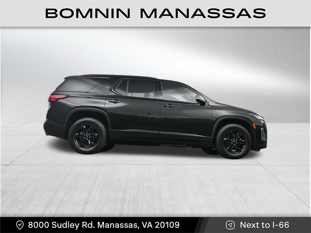 Used 2023 Chevrolet Traverse LT w/ Midnight/Sport Edition image 34
