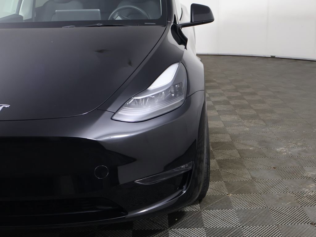 Used 2024 Tesla Model Y Performance image 14