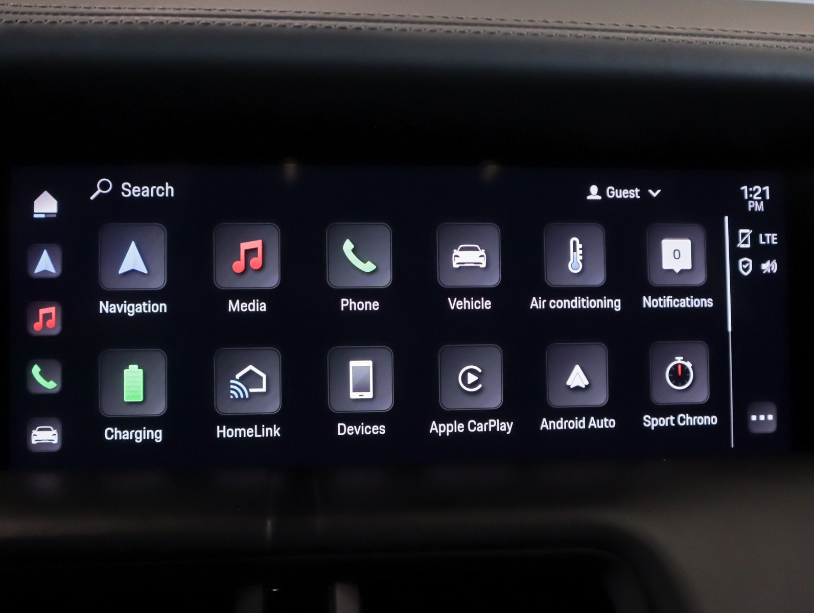 Used 2022 Porsche Taycan GTS image 18