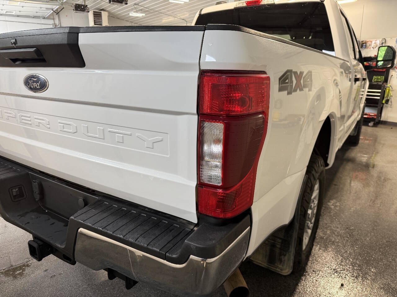 Used 2020 Ford F250 XLT AWD/4WD image 3