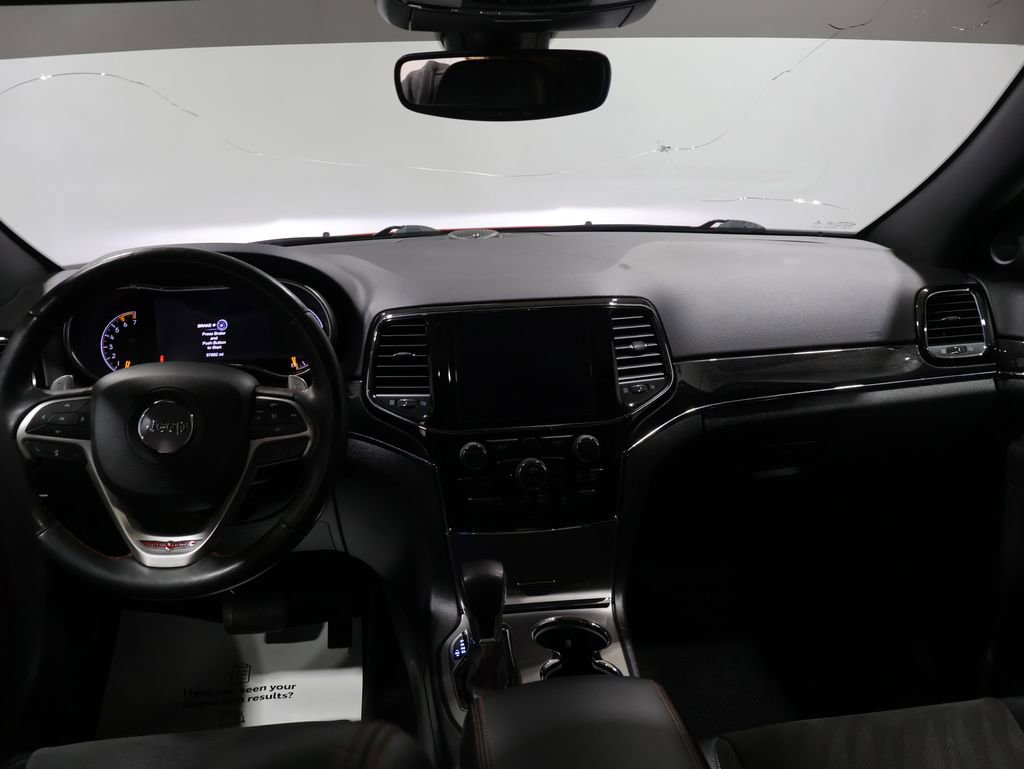 Used 2021 Jeep Grand Cherokee Trailhawk w/ Premium Lighting Group AWD/4WD image 17