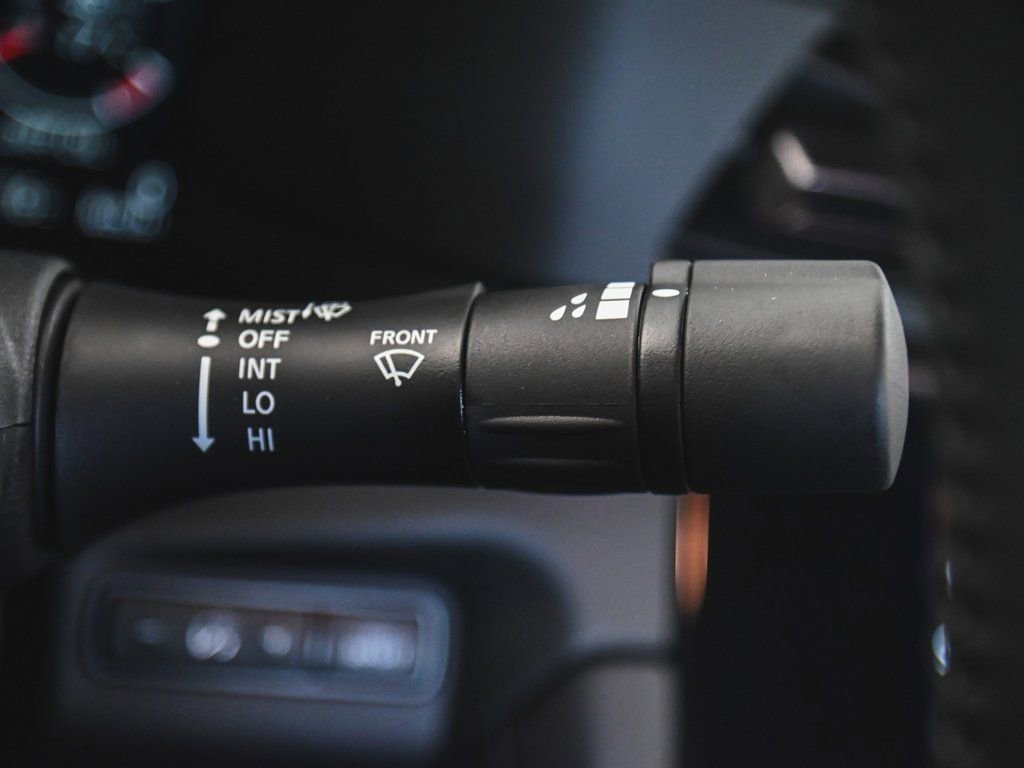 Used 2025 Nissan Z Performance w/ Floor Mat Package image 25