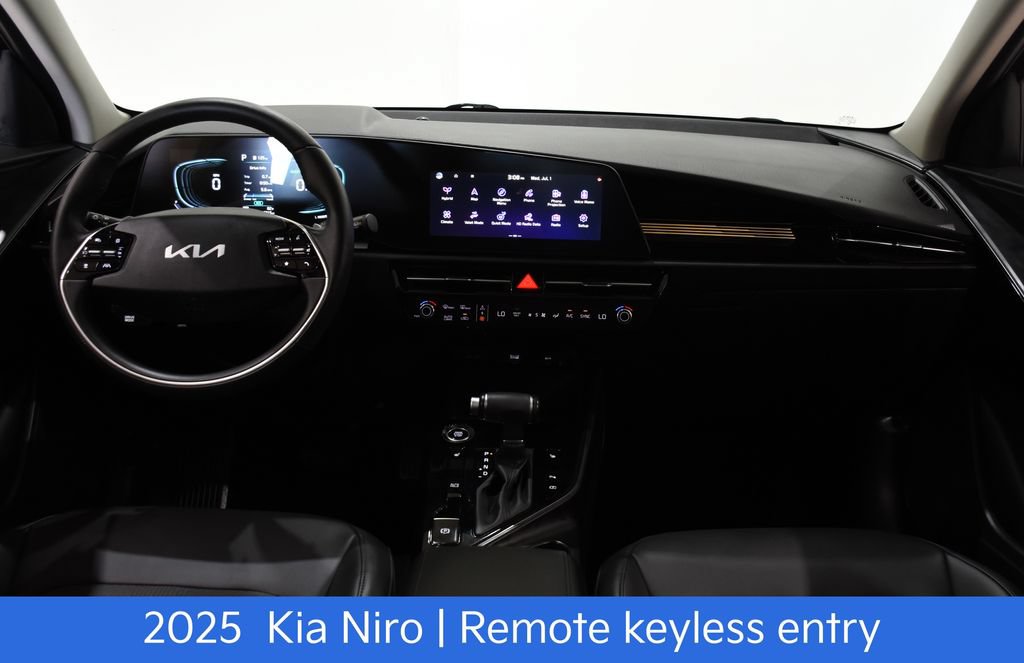 Certified 2025 Kia Niro EX FWD image 9