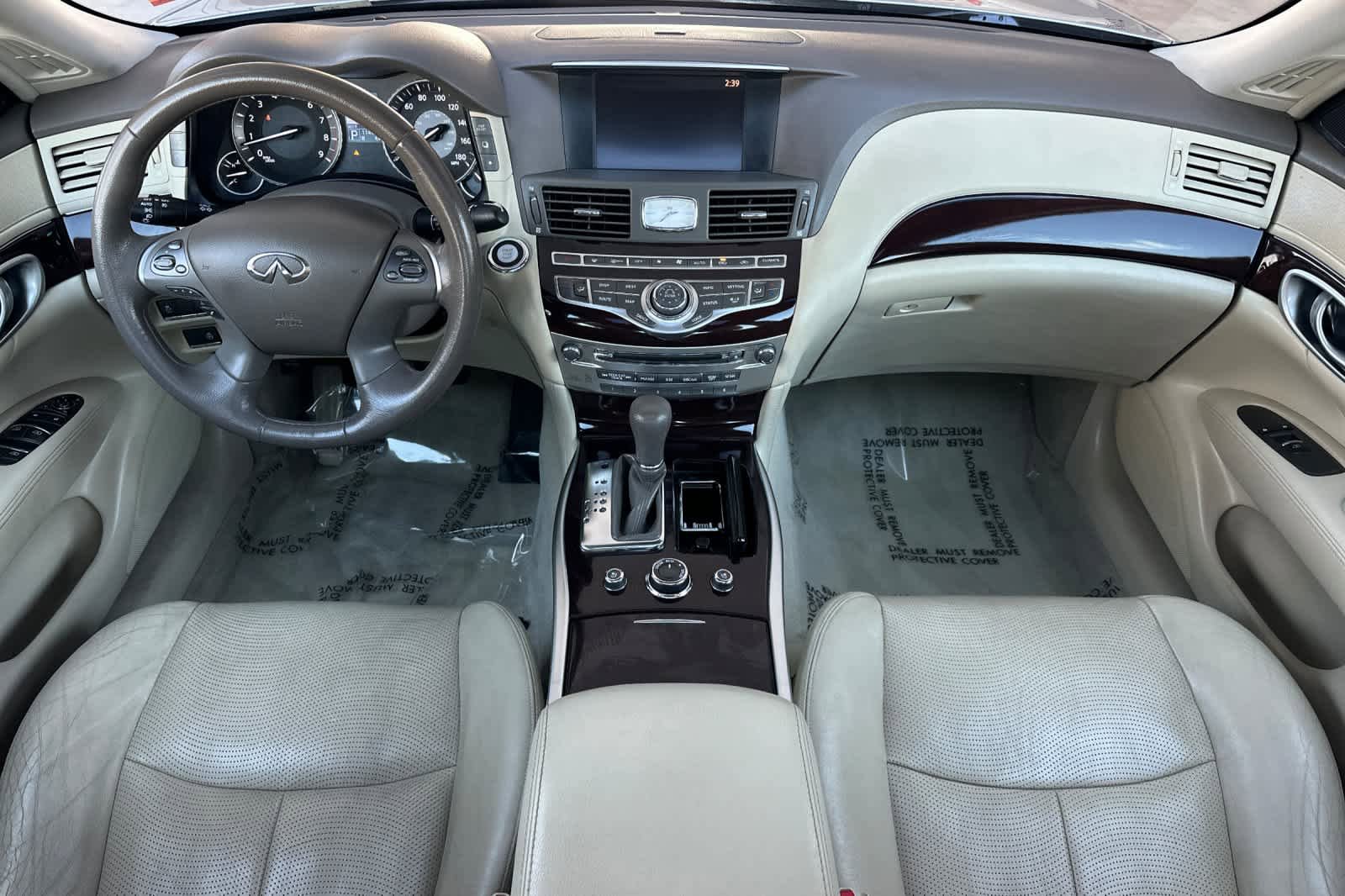 Used 2012 INFINITI M37 x w/ Premium Pkg image 3