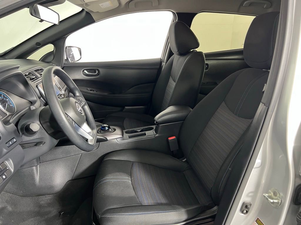 Used 2023 Nissan Leaf S image 20
