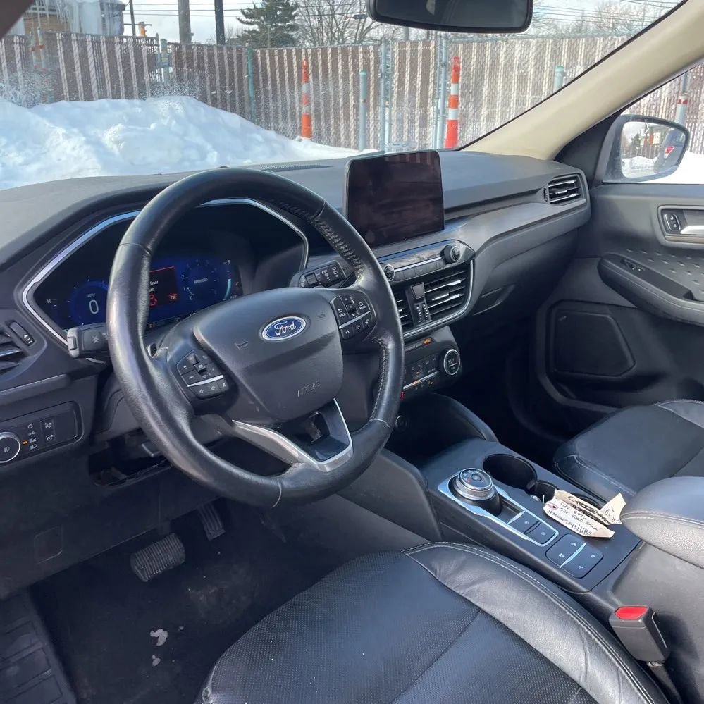 Used 2020 Ford Escape Titanium AWD/4WD image 6