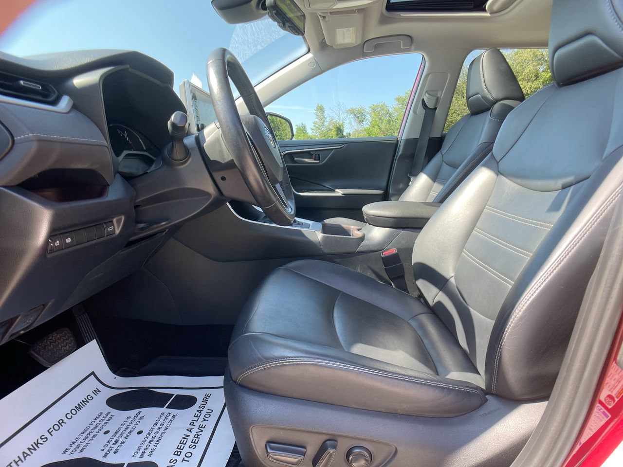 Used 2019 Toyota RAV4 Limited AWD/4WD image 12