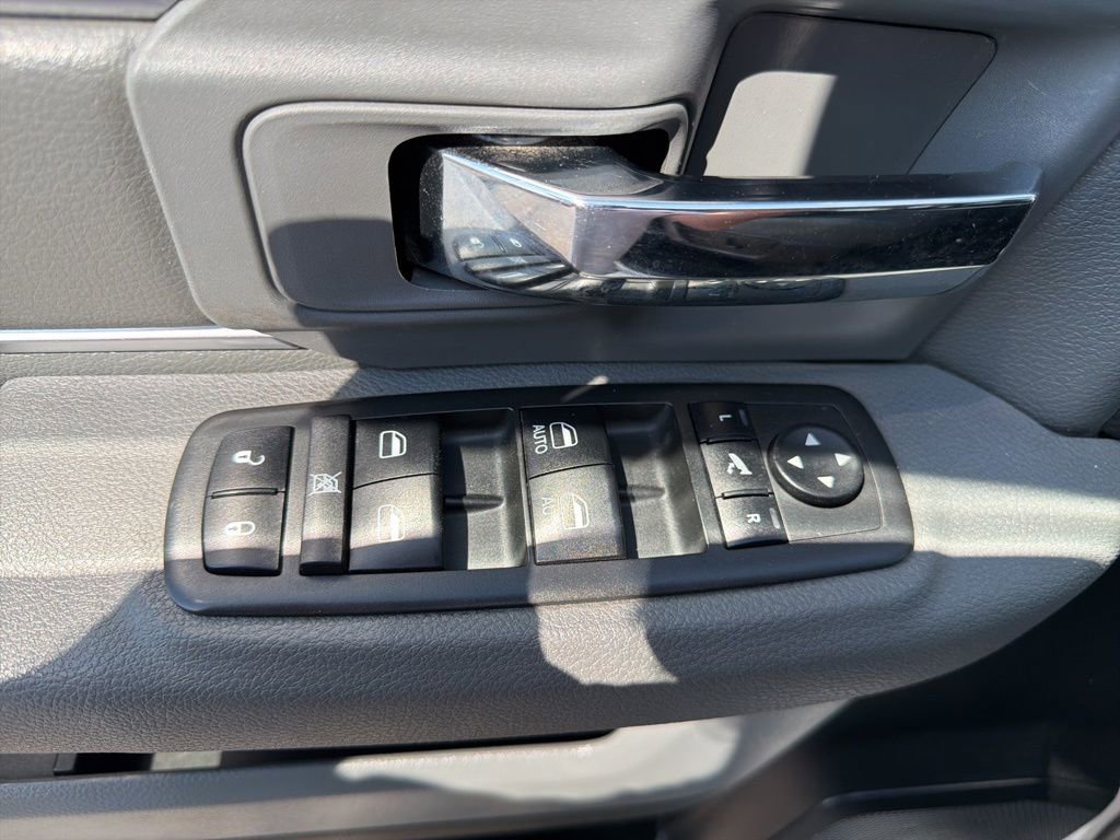 Used 2018 RAM 2500 Big Horn image 29