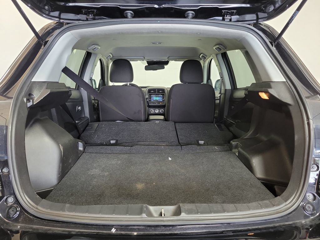 Used 2025 Mitsubishi Outlander Sport AWD image 26