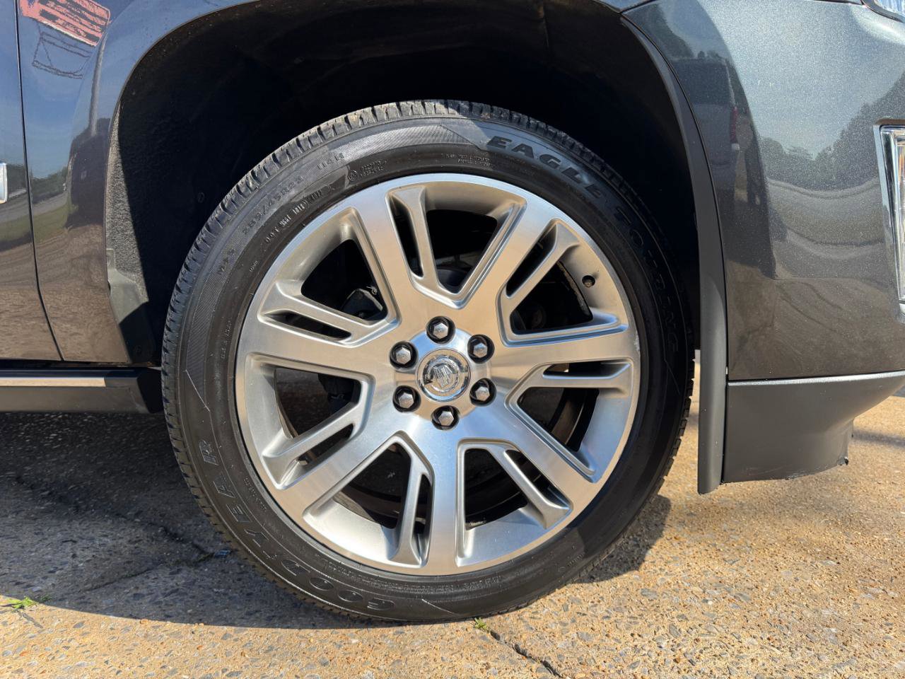 Used 2015 Cadillac Escalade ESV Premium AWD/4WD image 17