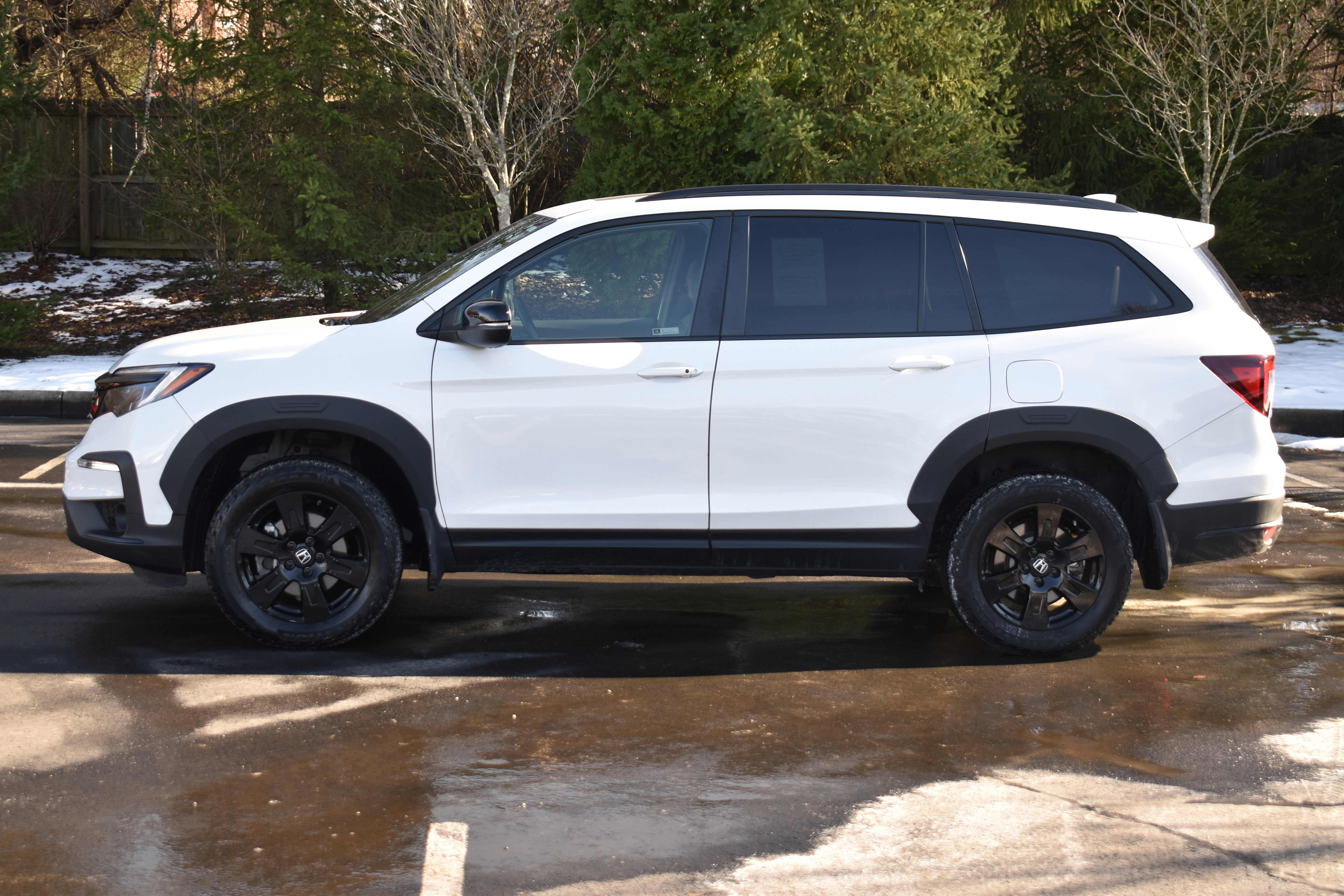 Certified 2022 Honda Pilot TrailSport image 33