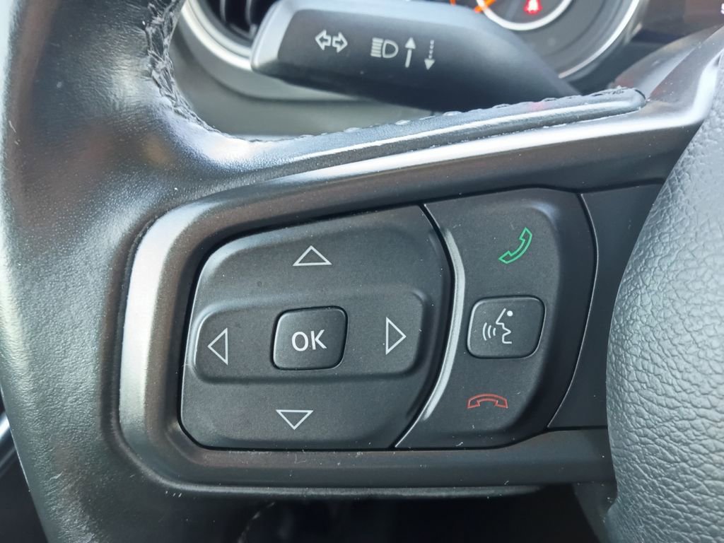 Used 2022 Jeep Gladiator Willys image 11