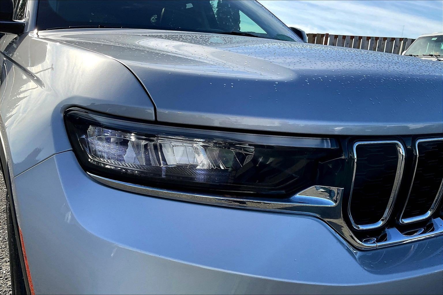 Used 2024 Jeep Grand Cherokee Limited 4xe image 28