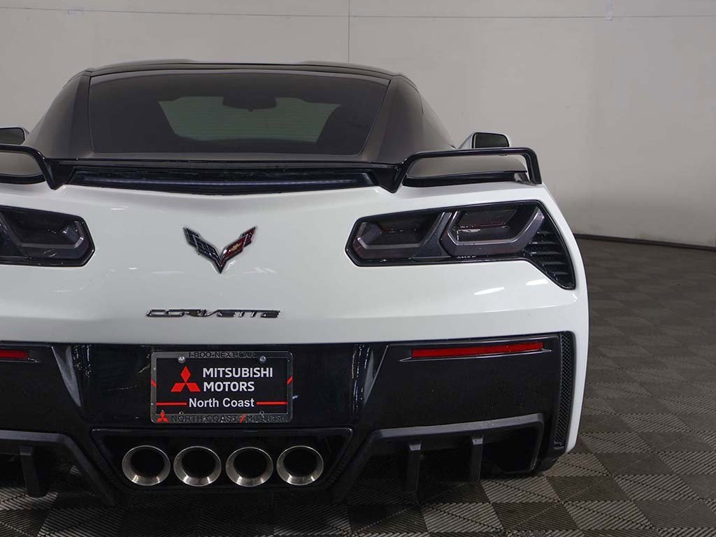 Used 2019 Chevrolet Corvette Stingray Coupe w/ 1LT image 13