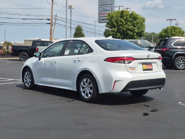 New 2026 Toyota Corolla LE FWD image 5