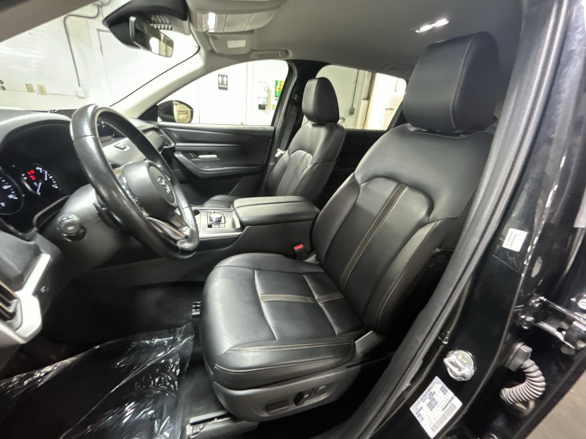 Used 2025 MAZDA CX-90 3.3 Turbo w/ Select Package AWD/4WD image 20