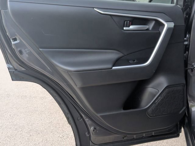 Used 2024 Toyota RAV4 XLE FWD image 25