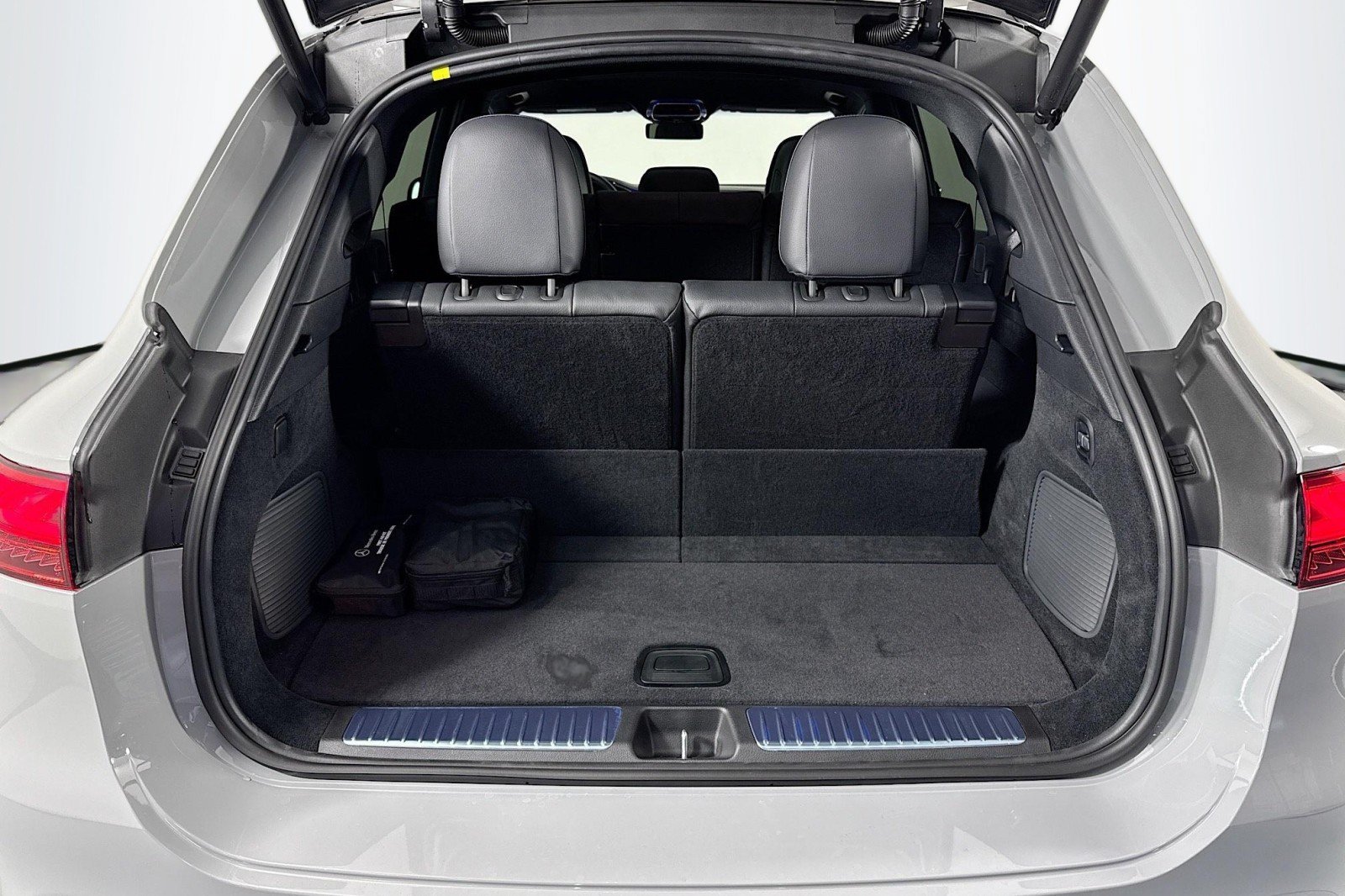 New 2026 Mercedes-Benz EQS 400 4MATIC SUV image 22