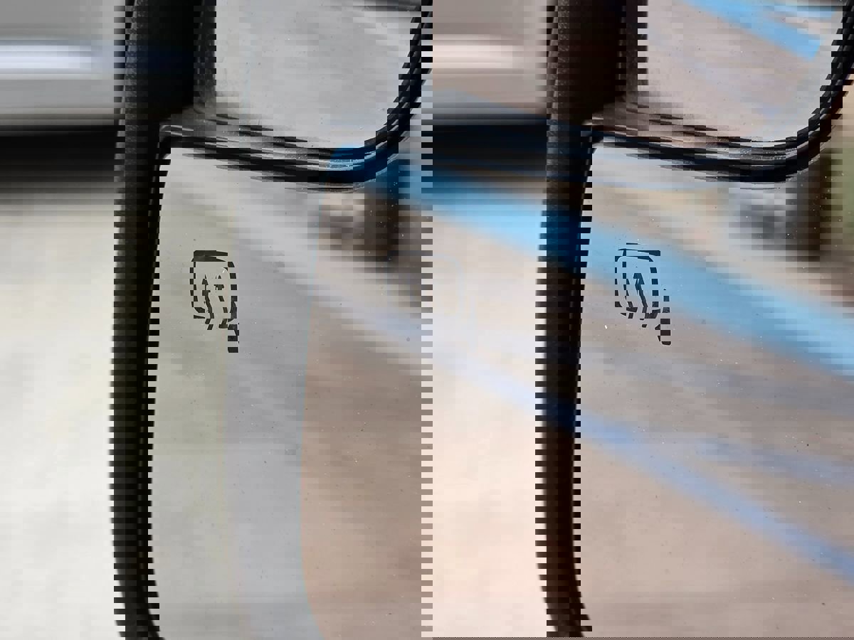 Used 2019 Ford Explorer XLT image 34