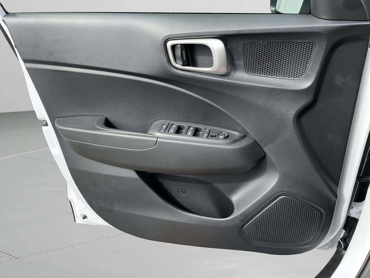New 2026 Hyundai Venue SEL FWD image 16