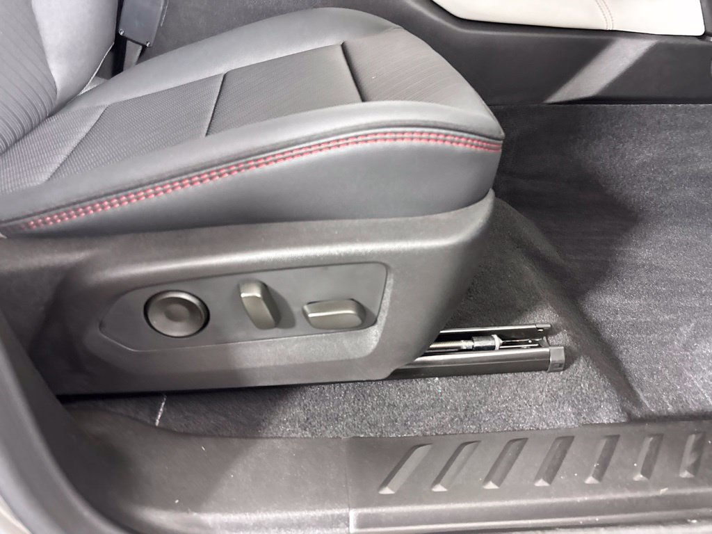 Certified 2026 GMC Canyon AT4X AWD/4WD image 6