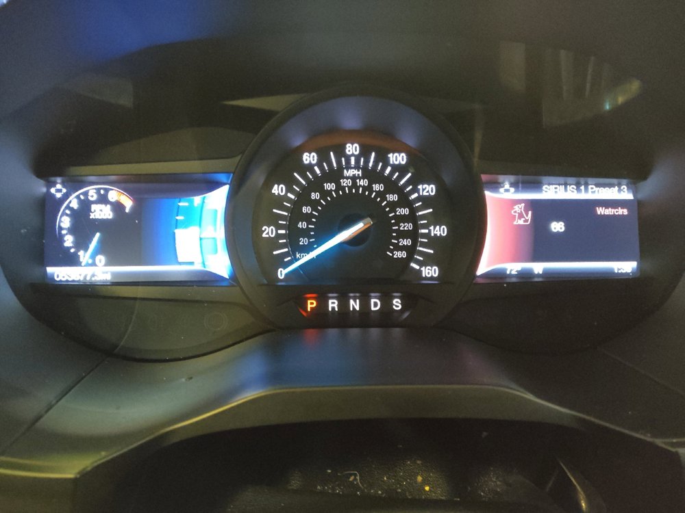 Used 2017 Ford Edge Titanium w/ Technology Package FWD image 23