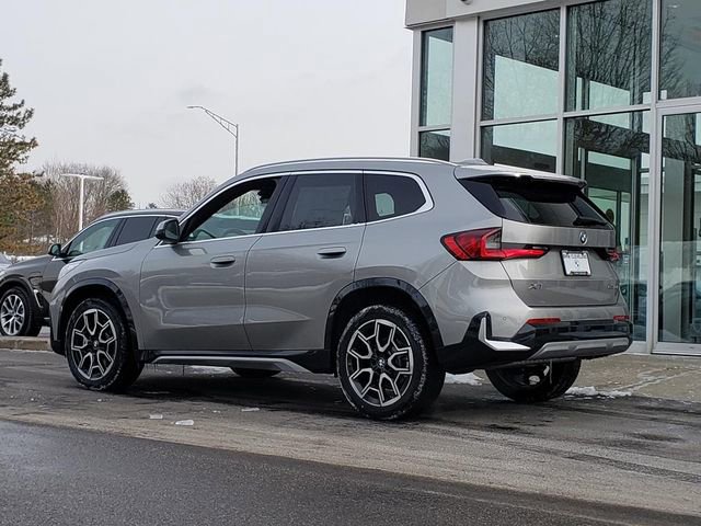 New 2026 BMW 330i xDrive Sedan w/ Premium Package image 3